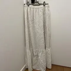 刺繍入りホワイトロングスカート　GU レース