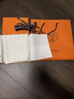 HERMES ホワイト タオルハンカチ　ハンドタオル　ハンカチ