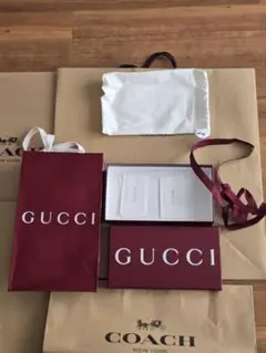 GUCCI ショップ袋・ギフトボックス　COACH　紙袋