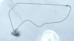 【美品】【スワロフスキー】ネックレス /クマ クリスタル