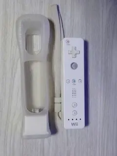 【Wii】リモコン ホワイト ストラップ、モーションプラス付き（送料込み）