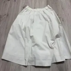 UNIQLO フレアスカート XSサイズ　膝下長め　ポケットあり