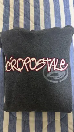 Aéropostale グレー フード付きパーカーのサムネイル