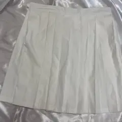 白スカート プリーツ