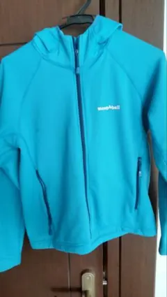 こちまる様値下げしましたmont-bell フード付きパーカー 150サイズ