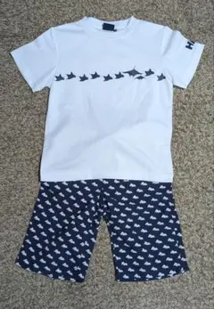 HELLY HANSEN（ヘリーハンセン）キッズTシャツとショートパンツのセット