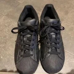 アディダス　スーパースター　スニーカー