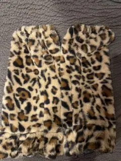 ヒョウ柄ファーレッグウォーマー