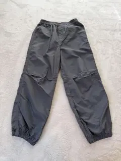 coca キッズ　パラシュートパンツ　グレー 140のサムネイル