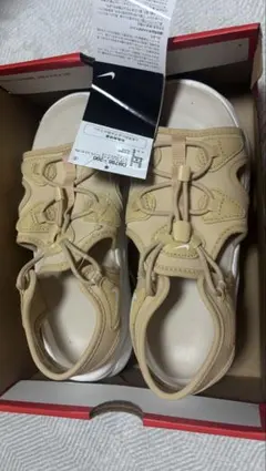 Nike エアマックスココ 24cm ベージュ