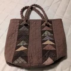 パッチワーク　ハンドメイド　バッグ 新品☆パッチワーク・キルト☆100%ハンドメイド パッチワーク