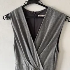 【リナシメント】グレーのVネックロングワンピース