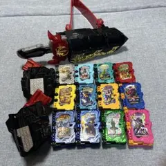仮面ライダーセイバー 変身ベルト ワンダーライドブック まとめ売り 武器セット