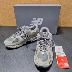 【美品】New Balance ニューバランス M1906RB グレー 26cmのサムネイル