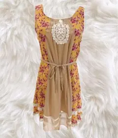 axes femme 花柄ワンピース