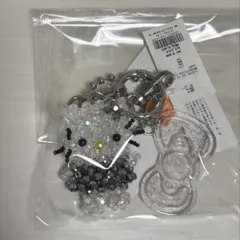 ローリーズファーム　キティーちゃんビーズストラップ