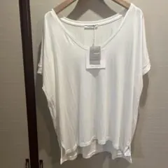 新品未使用ZARA TRAFALUC 白　Tシャツ ゆったり　オーバーサイズのサムネイル