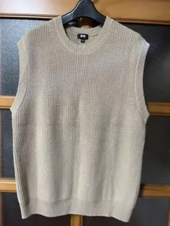 う*ゃ様 【ユニクロ】ベージュ ニット ノースリーブ ベスト(メンズ) L