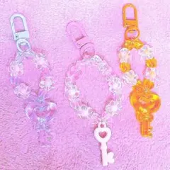 じゃらじゃらキーホルダー　3点　セット　3個　ハンドメイド　オレンジ　紫　ピンク
