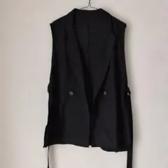 コロニートゥーワンスリーナイン　ジレ　ベストのサムネイル
