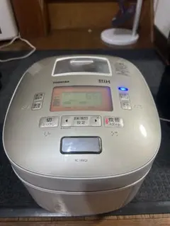 TOSHIBA IH炊飯器 RC-18VQJのサムネイル