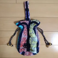 カラカラ　多色花柄巾着袋 鈴付き