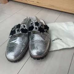 tricot COMME des GARCONS ウィングチップシルバーサンダル - メルカリ
