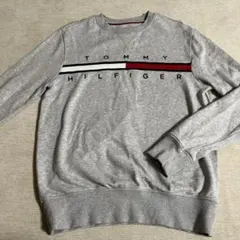 TOMMYHILFIGER トレーナー　Sサイズ