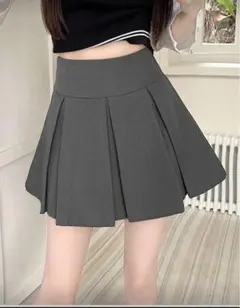 ダークグレー プリーツスカート