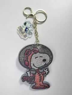 スヌーピー ラインストーンキラキラ装飾キーホルダー 2色セット