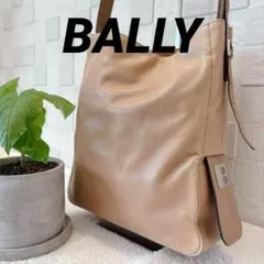 バリー ショルダーバッグ