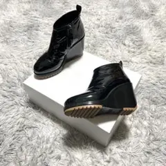 【良品】MARC JACOBS エナメル サイドジップ ヒールショートブーツ