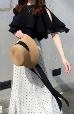 GRL⭐︎未使用 春 ドッド柄シアーフレアスカート gc124