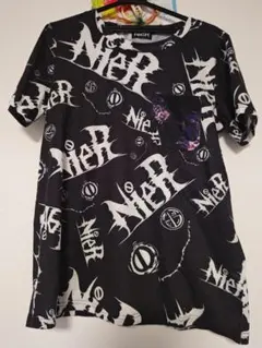 NieR CLOTHING ロゴ柄 半袖 トップス