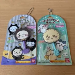 ちいかわキャラクター　ロリポップチョコチャームラッコキーホルダー。