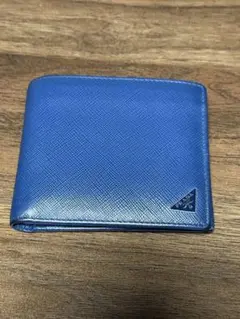 PRADA 二つ折り財布 青のサムネイル
