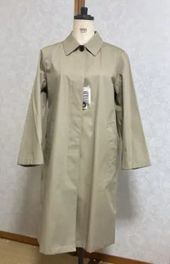 新品未使用　ユニクロ　ベージュ トレンチコート