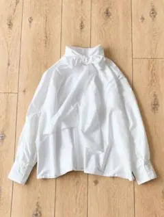 美品　ラウンジドレス　ボウタイブラウス ホワイト　長袖　ポリエステル100%