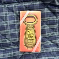 カナダ　ミッキーマウス ディズニーランド 栓抜き 未使用のサムネイル