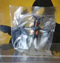 ウルトラマン怪獣フィギュア 台座付き