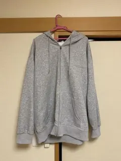 フード付きパーカー　レディース