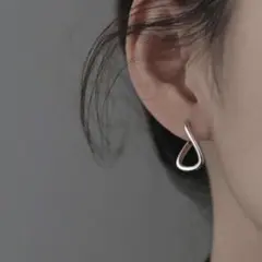 Item thumbnail for item 0d404095-6bd9-4ea9-8054-7090b73e93f3