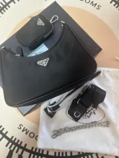 PRADA プラダ Re-Nylon ナイロン ショルダーバッグ ブラックのサムネイル