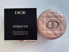 Diorスキンフォーエヴァートーンアップ グロウ クッション 02