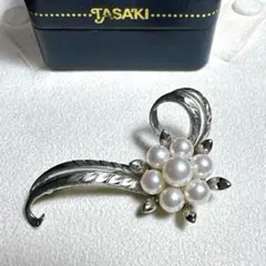 TASAKI 田崎真珠 あこや真珠 11粒ブローチ S刻印 シルバー TASAKI 田崎真珠 あこや真珠 11粒ブローチ S刻印 シルバー - メルカリ
