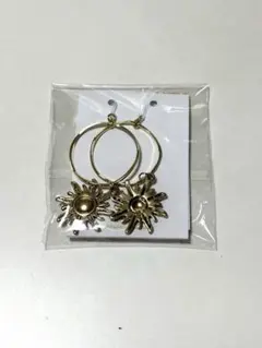 ゴールド 太陽モチーフ フープピアス