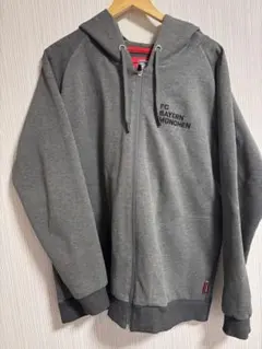 バイエルン パーカー フルジップ XL