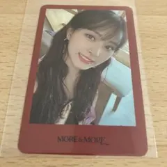 TWICE ツウィ トレカ MORE & MORE 赤枠 公式 人気