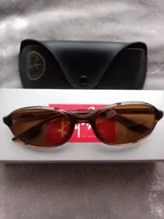 Ray-Ban ブラウンオーバルサングラス