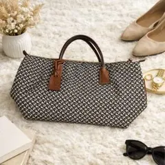 ロベルタピエリ　トートバッグ　TATAMI タタミ　総柄　幾何学